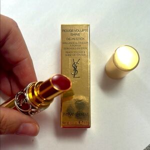 Yves Saint Laurent Rouge Volupte Lipstick Luxurious Shine 80 Chili Tunique